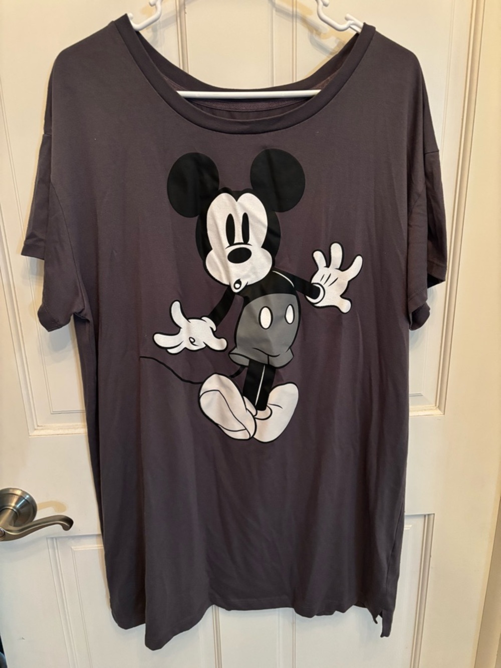 Gray Mickey Mouse Graphic T-Sleep Shirt